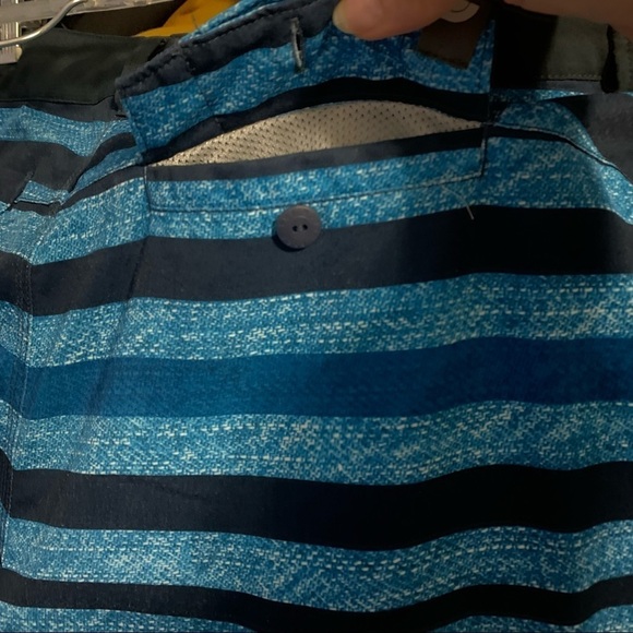 The North Face Men’s Blue Striped Drawstring Swim Shorts - Picture 5 of 7